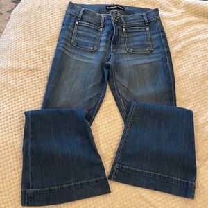 Express Bella Flare | Sz 8 Mid Rise